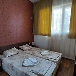 Diamond Palace Apartment *