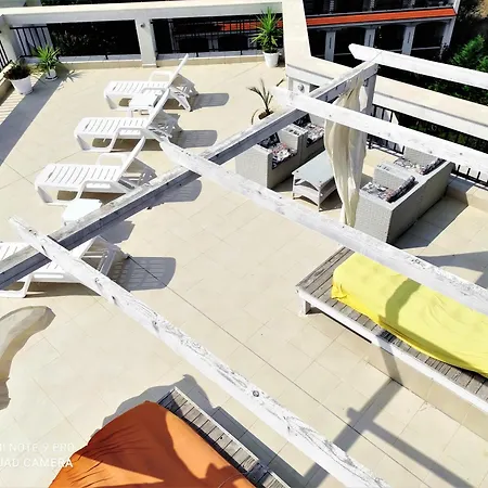 Diamond Palace * 阳光海滩